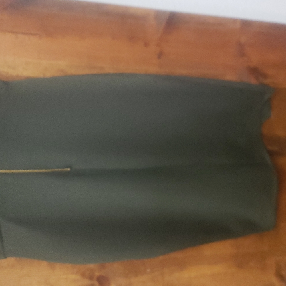 Dress - Picture 6 of 7